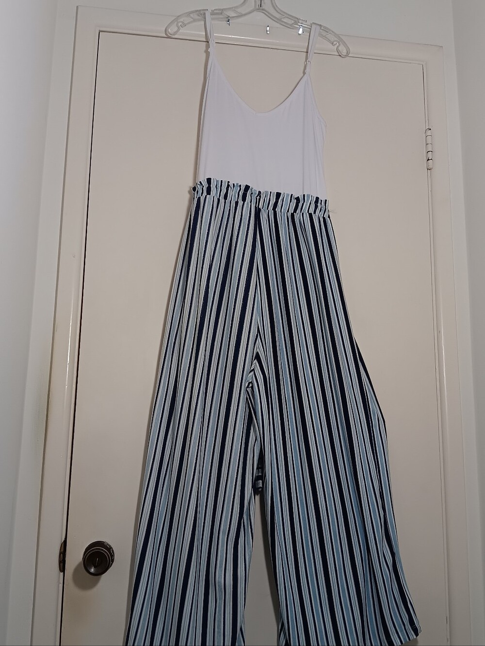 Blue Whie striped wide Leg Jumpsuit Tied Waist Sleeveless Resort Beach Wear.